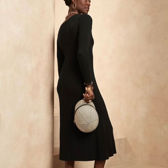 BANANA REPUBLIC Ribbed V-Neck Sweater Dress, Black, Size Small NWT $150 - Picture 2 of 15